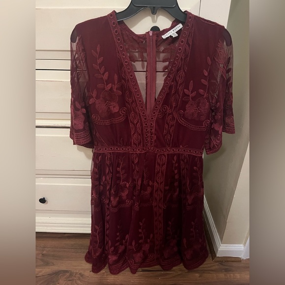 Dresses & Skirts - Red dress